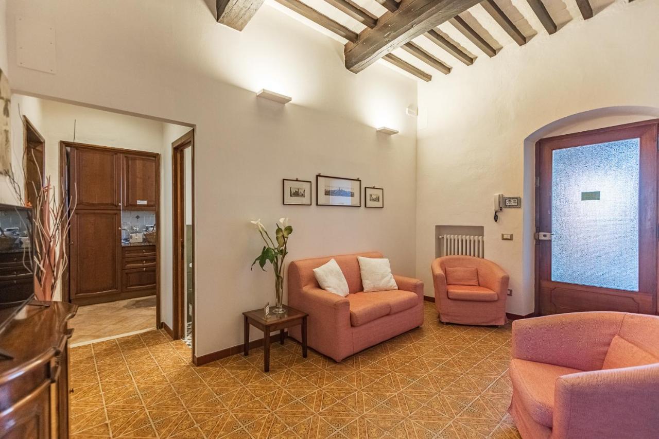 Appartamenti Panoramici Piazza delle Erbe San Gimignano Esterno foto