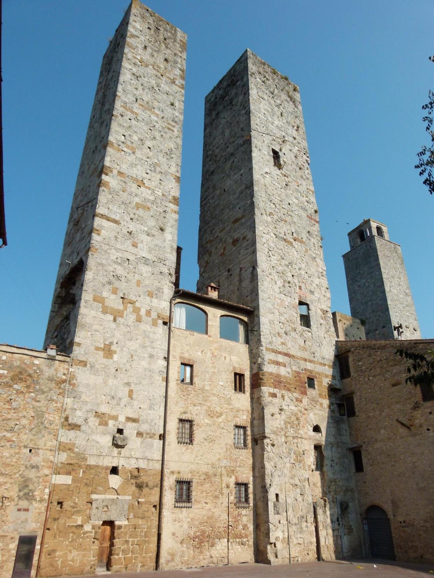 Appartamenti Panoramici Piazza delle Erbe San Gimignano Esterno foto